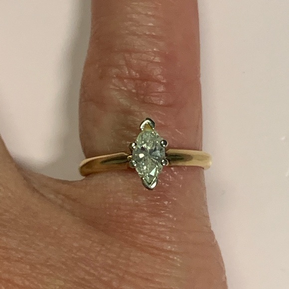 14K Gold Diamond Marquise Ring - Picture 3 of 3